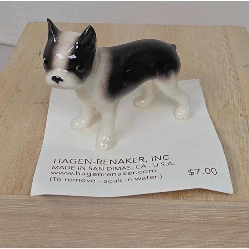 Vintage Hagen-Renaker hand painted Porcelain Boston Terrier dog figurine On Card